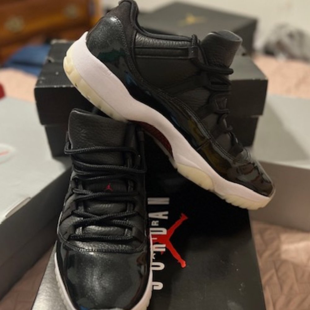 Air Jordan 11 Retro Low